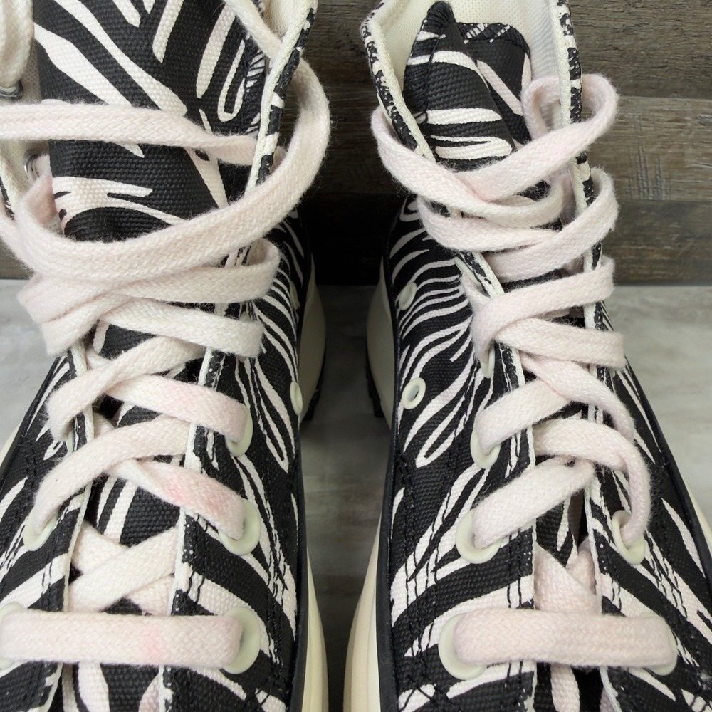 Converse Run Star Hike Women Size 5.5 Sneakers Zebra Print Platform Black White - Picture 7 of 12